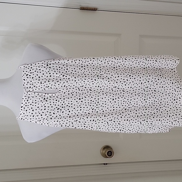 Old Navy Size M Lightweight Cheetah-Print Square Neck Cami, Gently Used Cond. - Picture 4 of 10